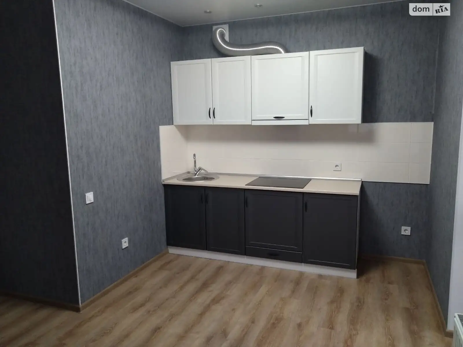 Продається 1-кімнатна квартира 41.9 кв. м у Харкові, вул. Рогатинська Левада - фото 1