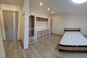 Сдается в аренду 1-комнатная квартира 32 кв. м в Запорожье, ул. Портовая