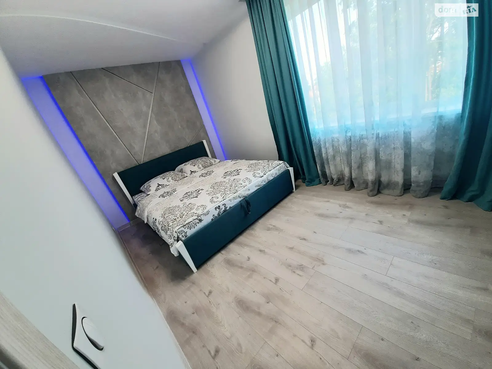 вул. Іштвана Сечені, 29 Центр Ужгород - фото 1