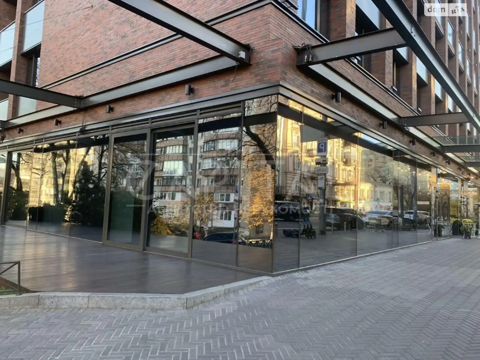 Сдается в аренду помещения свободного назначения 235 кв. м в 7-этажном здании, цена: 12972 $ - фото 1