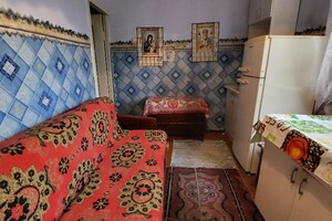 Продається 1-кімнатна квартира 42 кв. м у Чернівцях, вул. Заводська