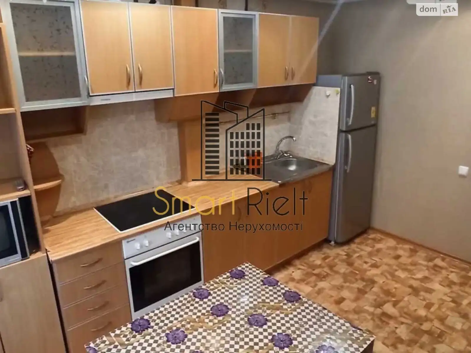 Продается 1-комнатная квартира 36 кв. м в Полтаве, цена: 28000 $