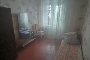 Продается 3-комнатная квартира 61.7 кв. м в Казатине, Матросова 46