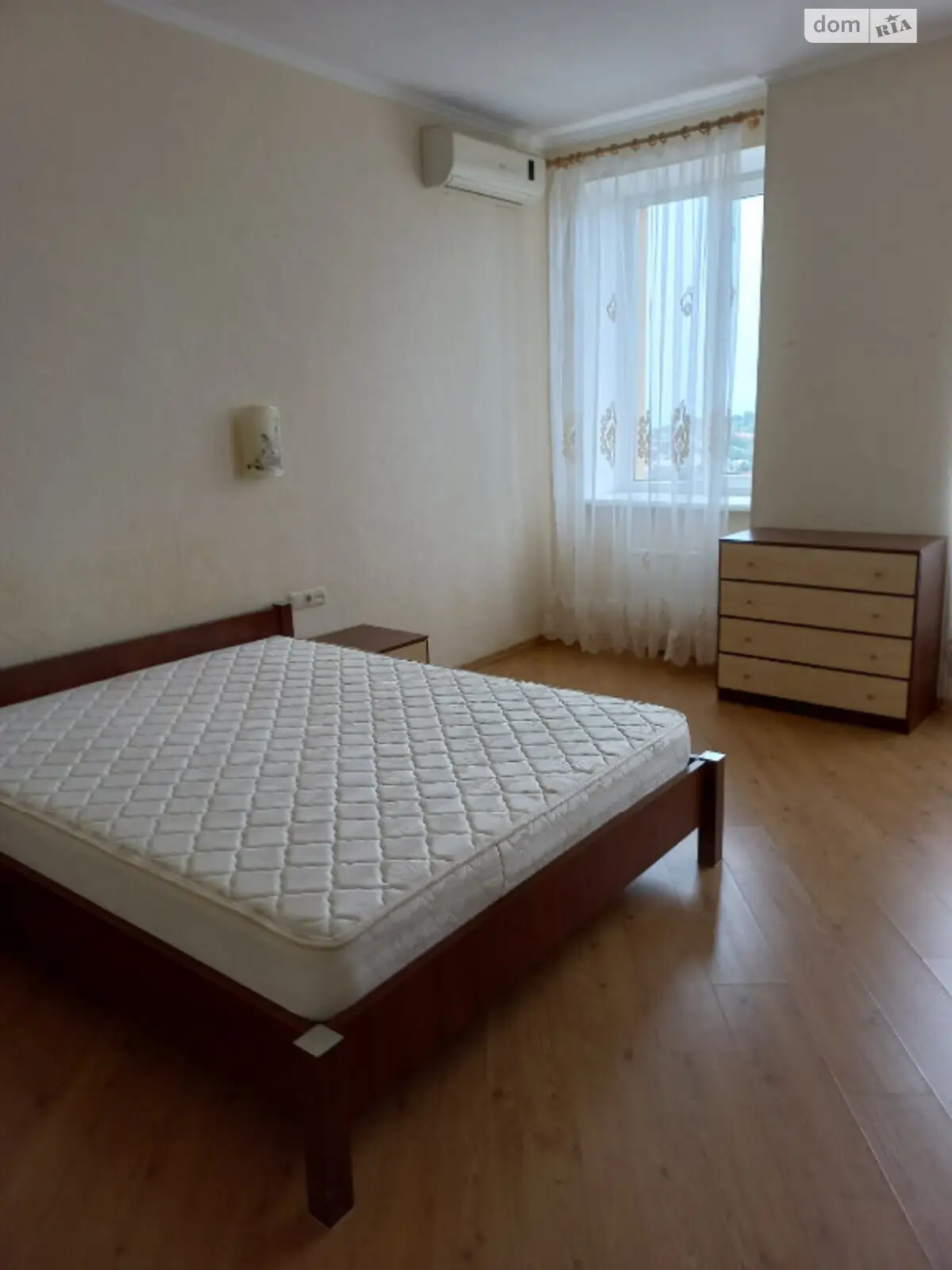Продается 2-комнатная квартира 62 кв. м в Одессе, ул. Академика Вильямса - фото 1