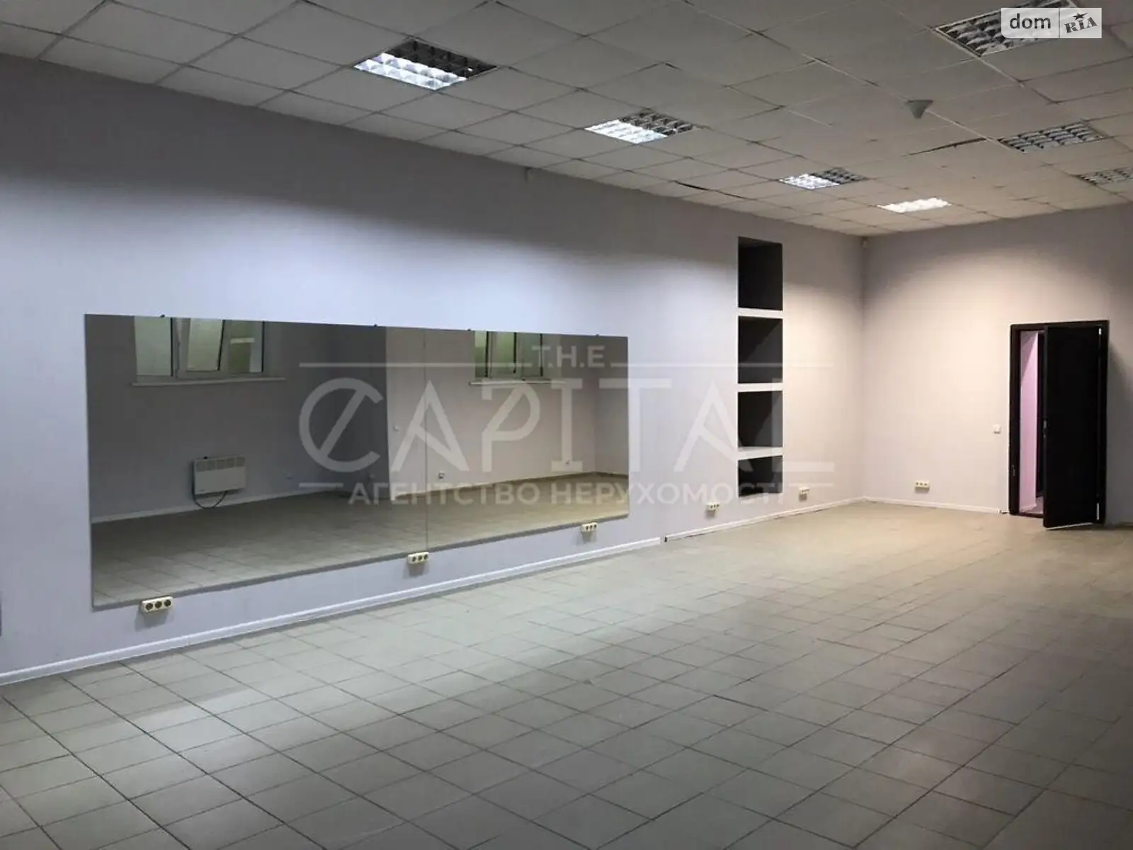 Продається офіс 156 кв. м в бізнес-центрі, цена: 152000 $ - фото 1