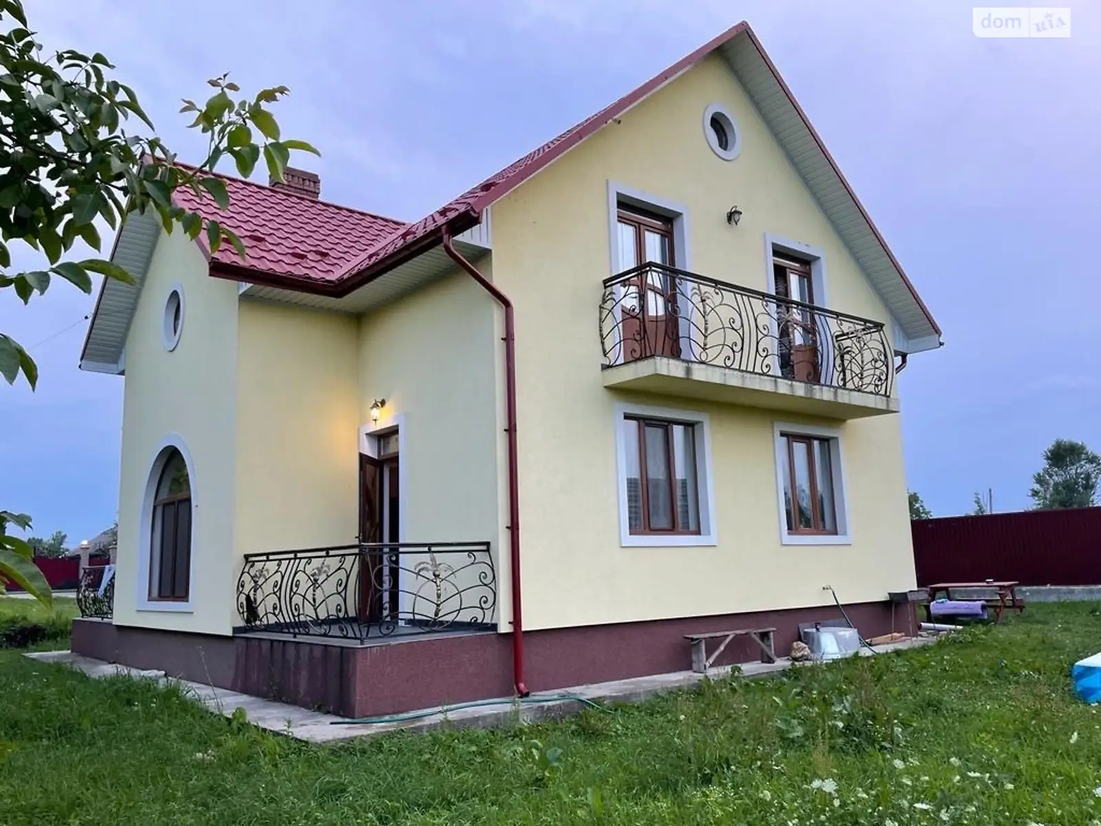 Продається будинок 2 поверховий 146 кв. м з садом, цена: 91900 $ - фото 1