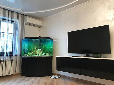 Продается 4-комнатная квартира 86 кв. м в Запорожье, ул. Днепровские пороги