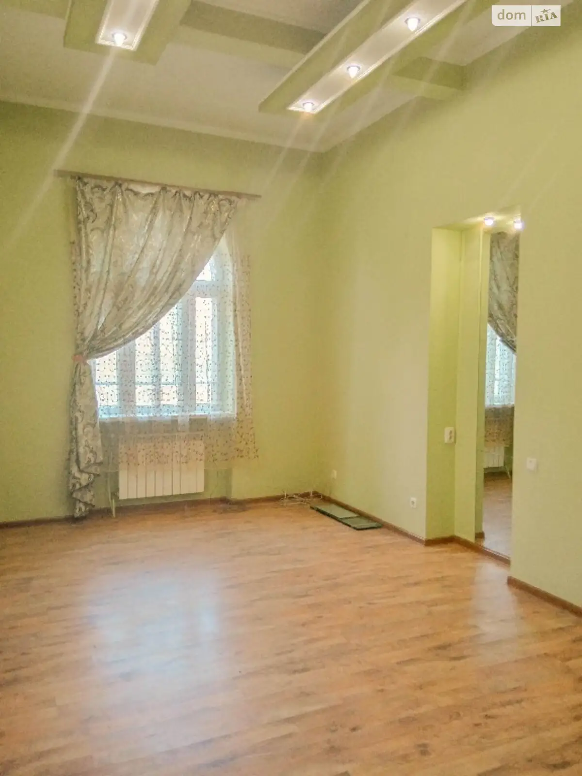 Продается 1-комнатная квартира 31 кв. м в Черновцах - фото 2