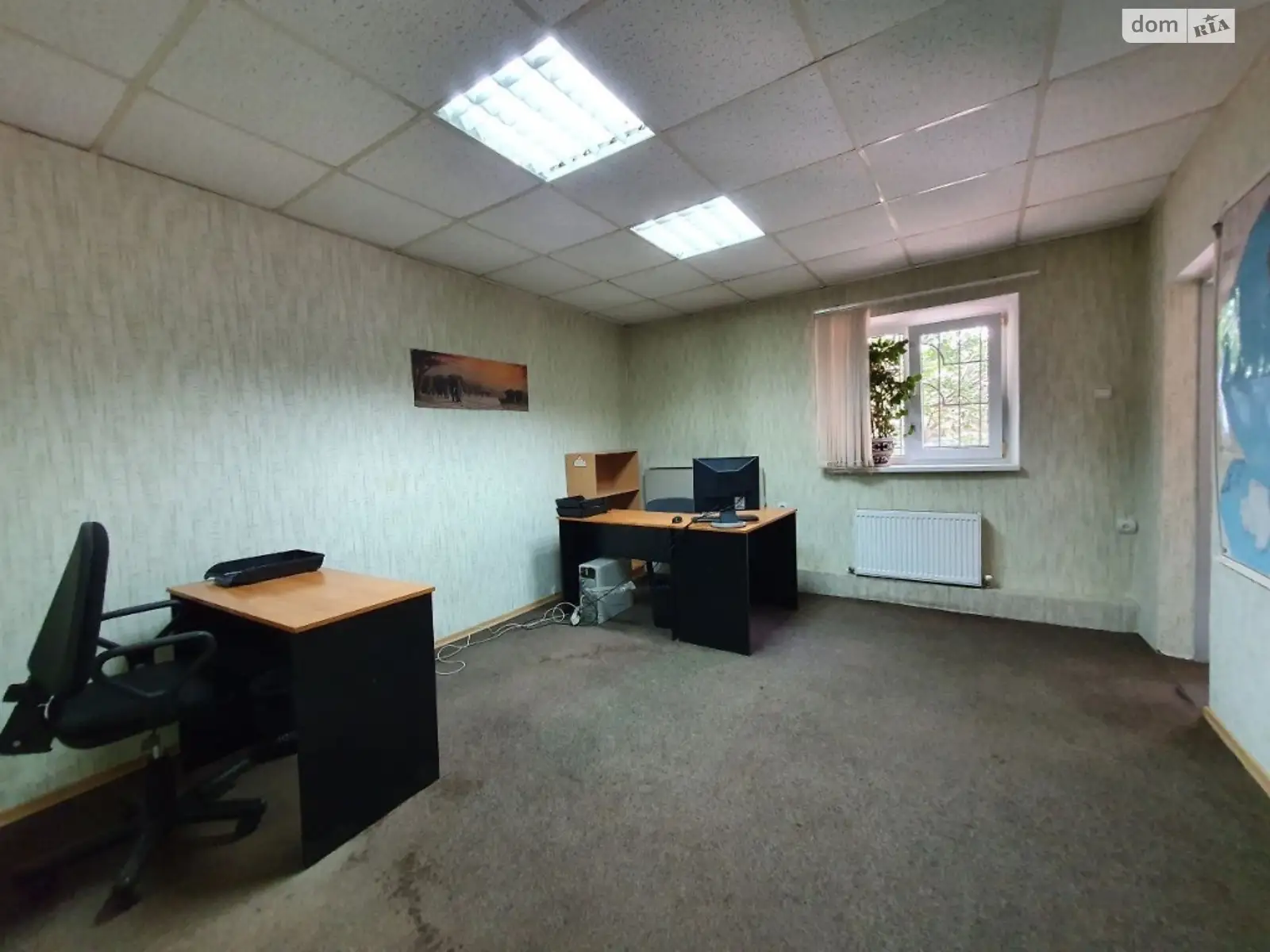 Продается офис 146 кв. м в бизнес-центре - фото 2