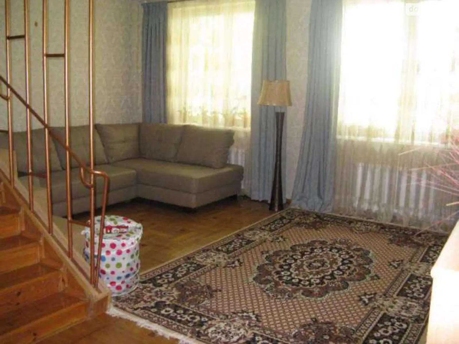 Продается 4-комнатная квартира 146 кв. м в Черноморске, ул. Парусная