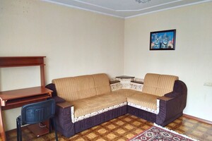 Сдается в аренду 2-комнатная квартира 51 кв. м в Хмельницком, ул. Прибугская