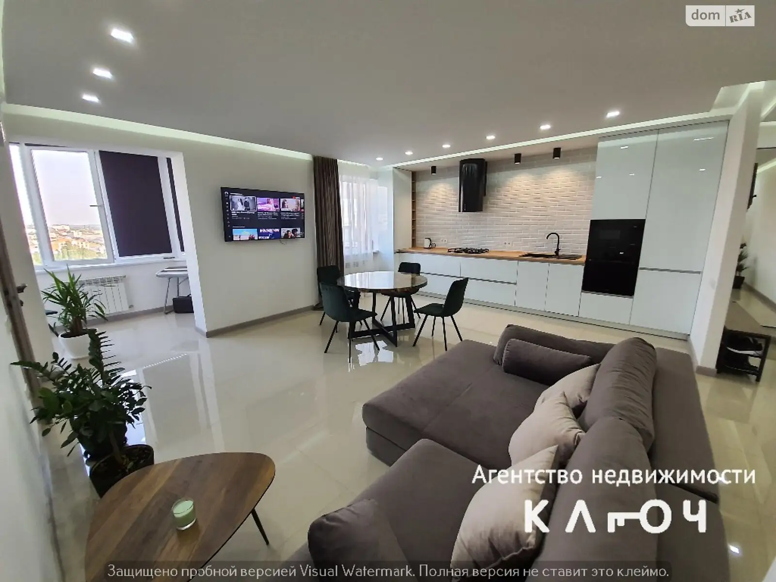 Продается 2-комнатная квартира 67.1 кв. м в Кропивницком, цена: 78500 $ - фото 1