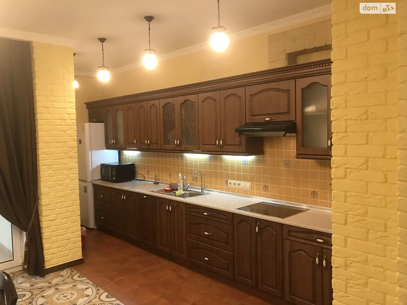 Здається в оренду 2-кімнатна квартира 98.9 кв. м у Києві, вул. Глибочицька, 32А - фото 1