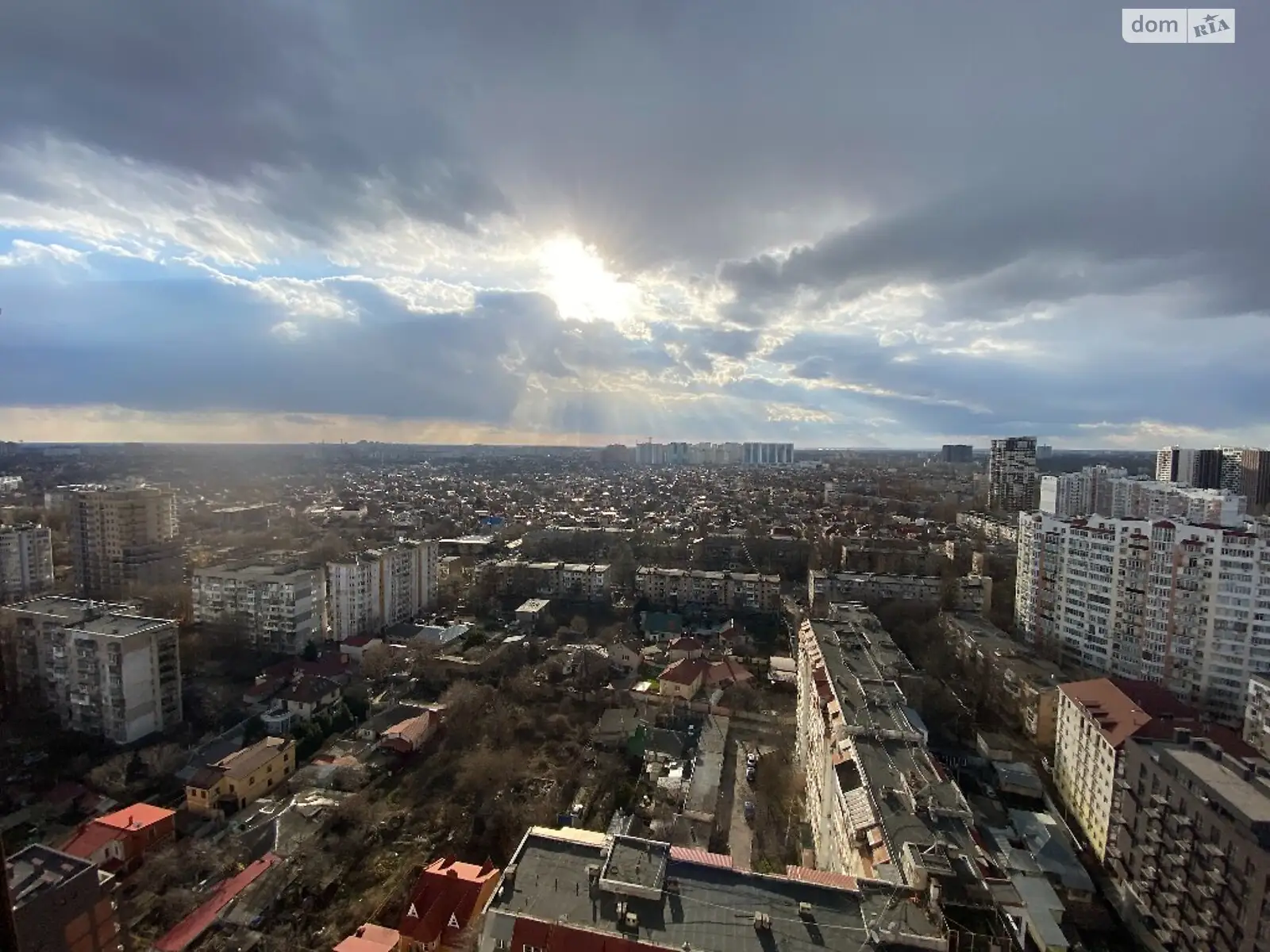 Продается 2-комнатная квартира 65 кв. м в Одессе, ул. Педагогическая, 23 - фото 1