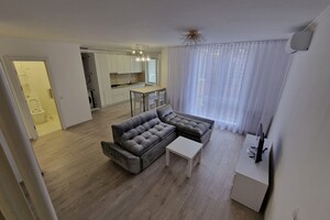 Продается 3-комнатная квартира 85 кв. м в Черновцах, цена: 105000 $
