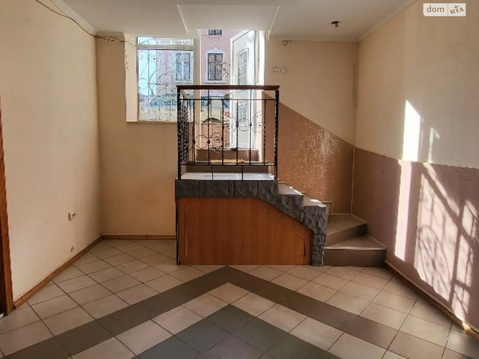 Продается 2-комнатная квартира 37.9 кв. м в Черновцах - фото 3