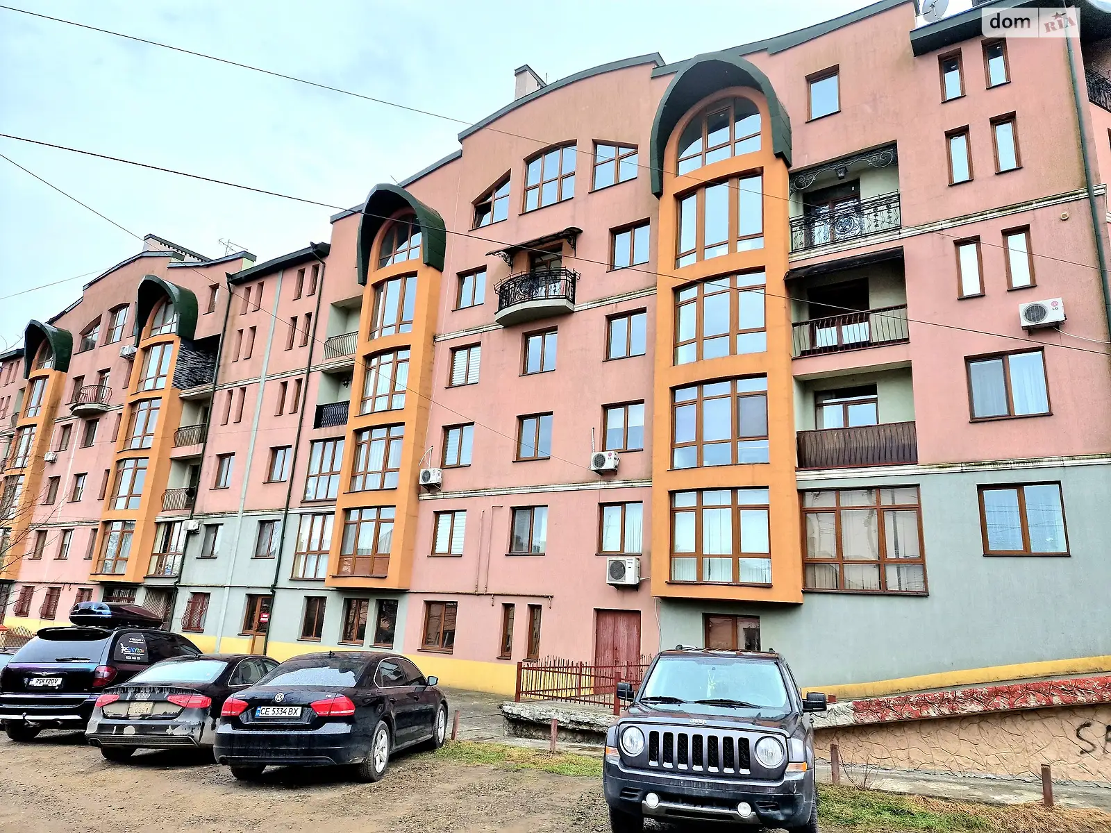 Продається 2-кімнатна квартира 75 кв. м у Чернівцях, цена: 72000 $ - фото 1