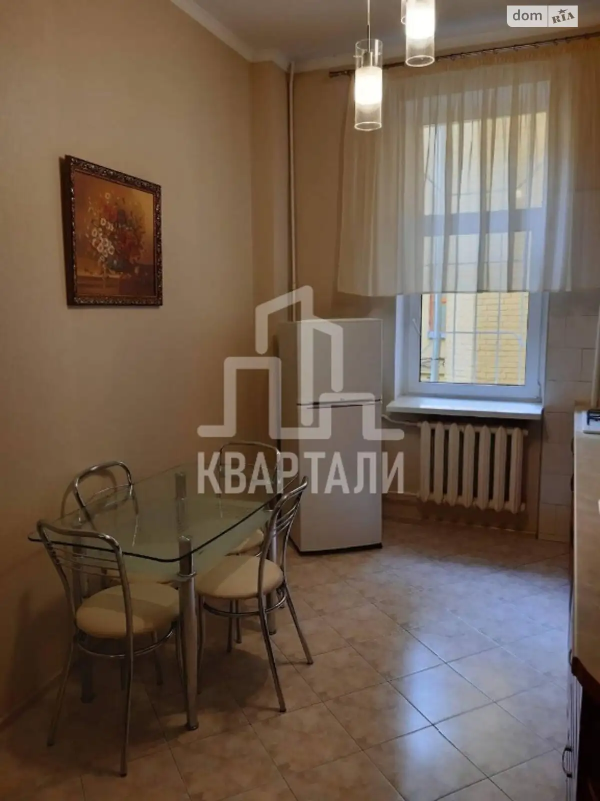 Продается 1-комнатная квартира 37 кв. м в Киеве, ул. Малая Житомирская, 18 - фото 1