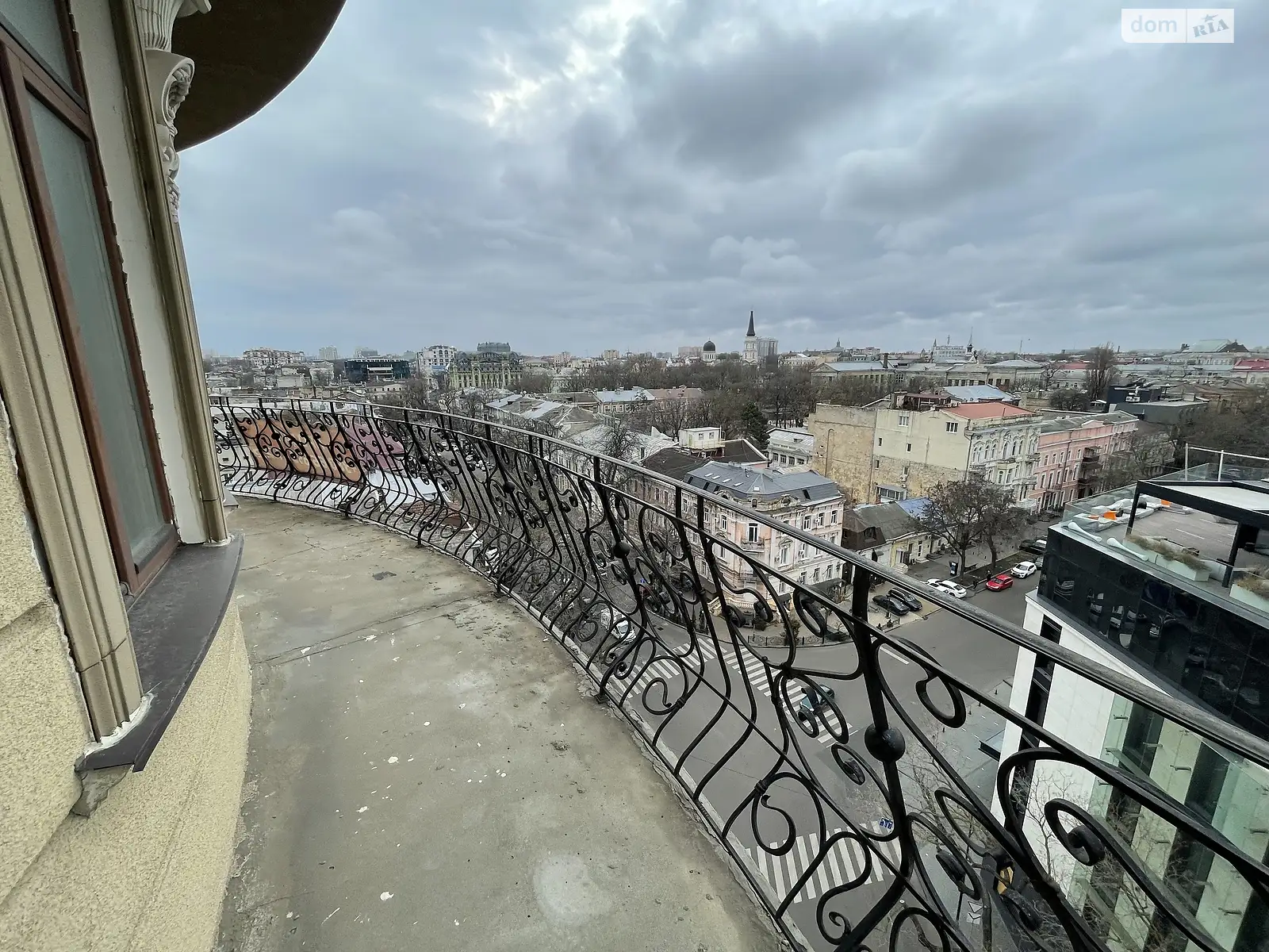 Продается 2-комнатная квартира 177 кв. м в Одессе - фото 1