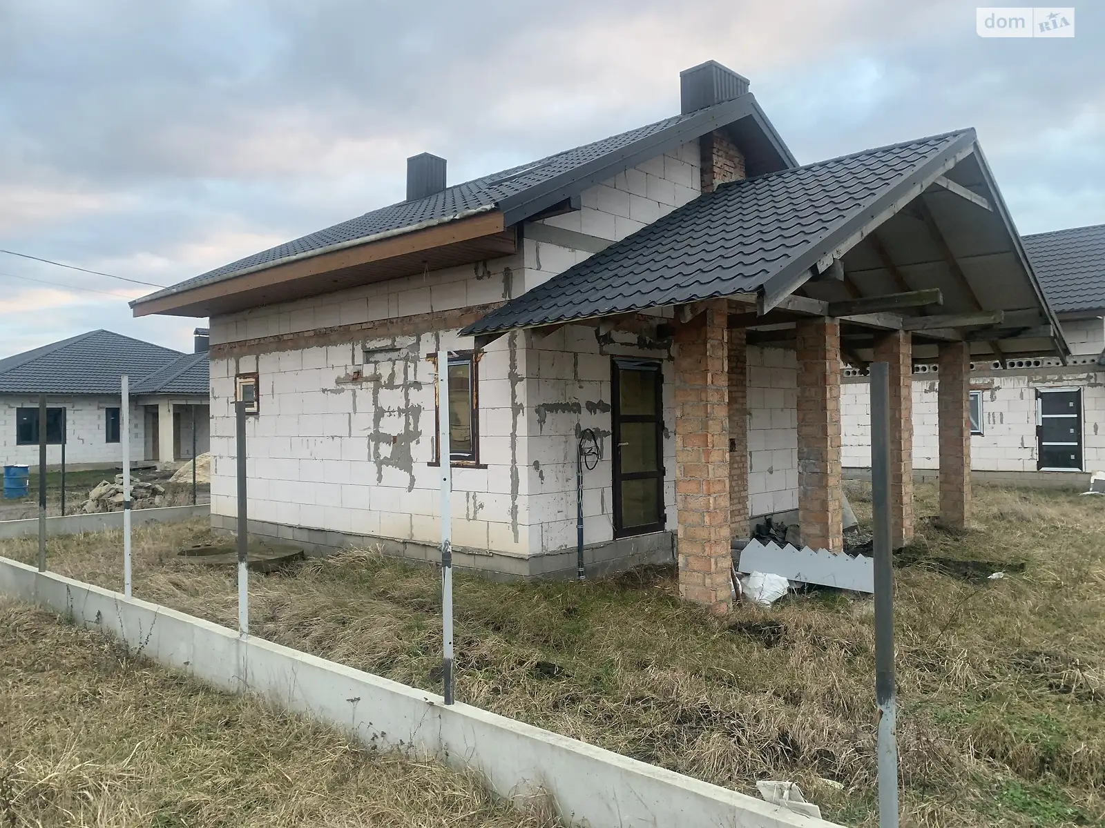 Продається будинок 2 поверховий 72 кв. м з терасою, цена: 25000 $