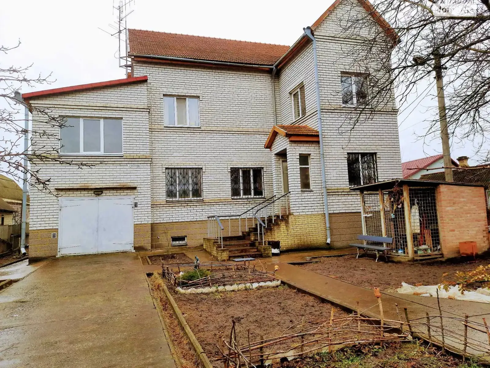 Продається будинок 2 поверховий 400 кв. м з садом, цена: 145000 $ - фото 1