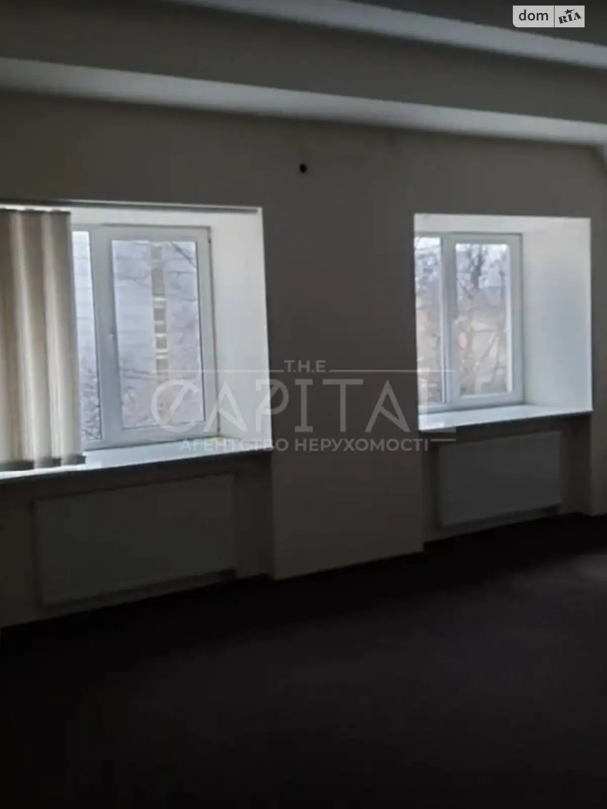 Сдается в аренду офис 272 кв. м в бизнес-центре, цена: 1600 $ - фото 1