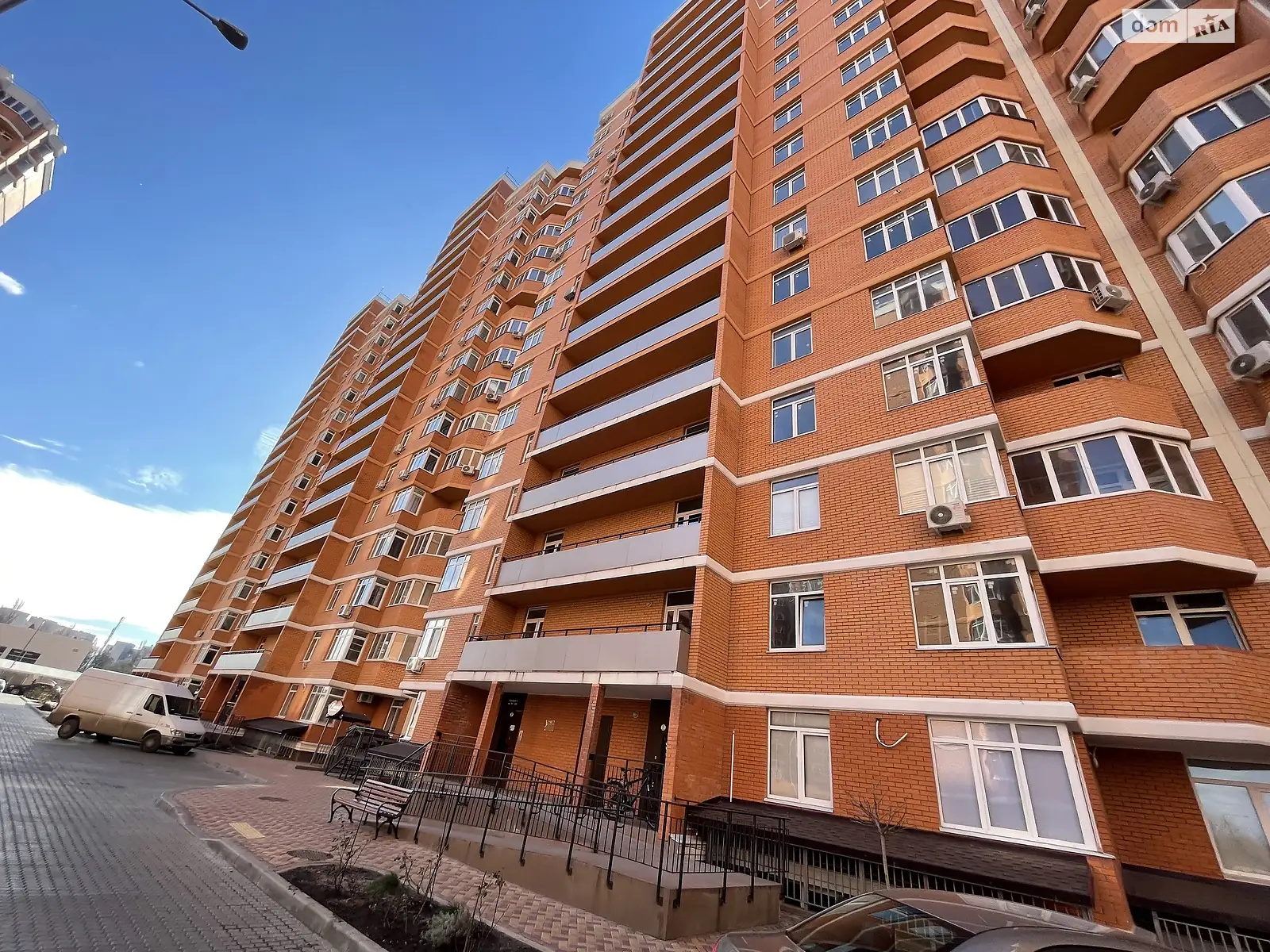 Продается 1-комнатная квартира 39 кв. м в Одессе, Овидиопольская дор.