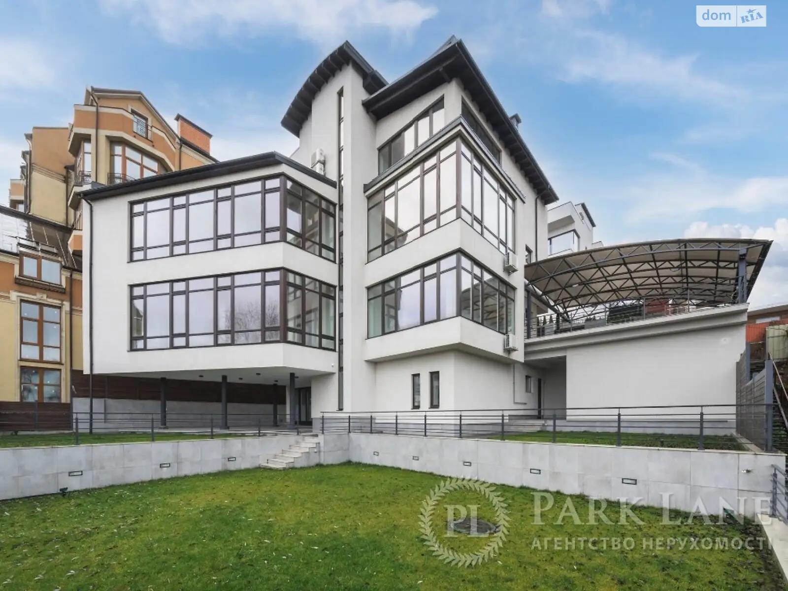 Продається будинок 3 поверховий 295.2 кв. м з меблями, цена: 995000 $ - фото 1