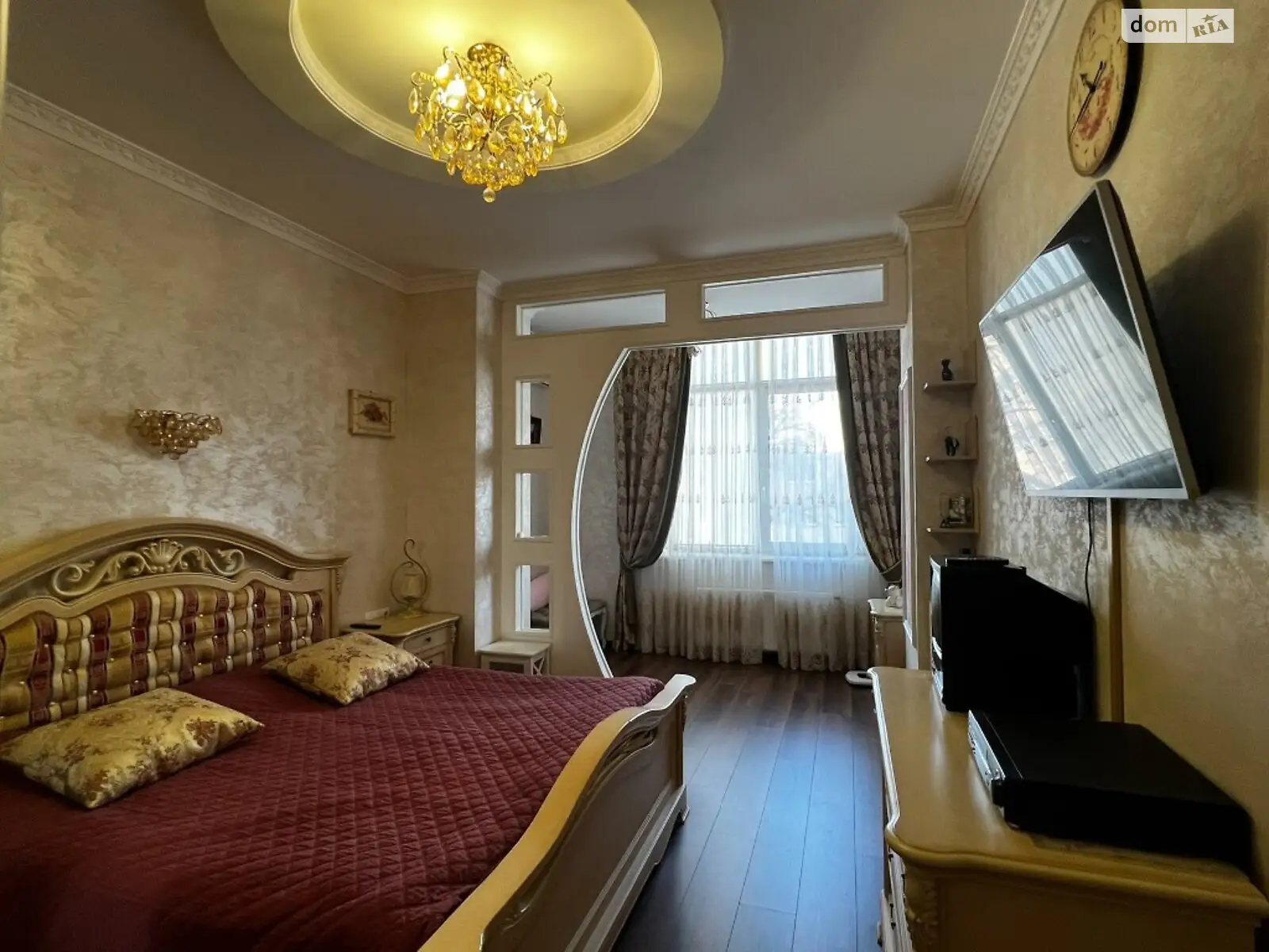 Продается 3-комнатная квартира 120 кв. м в Одессе, бул. Французский, 22 - фото 1