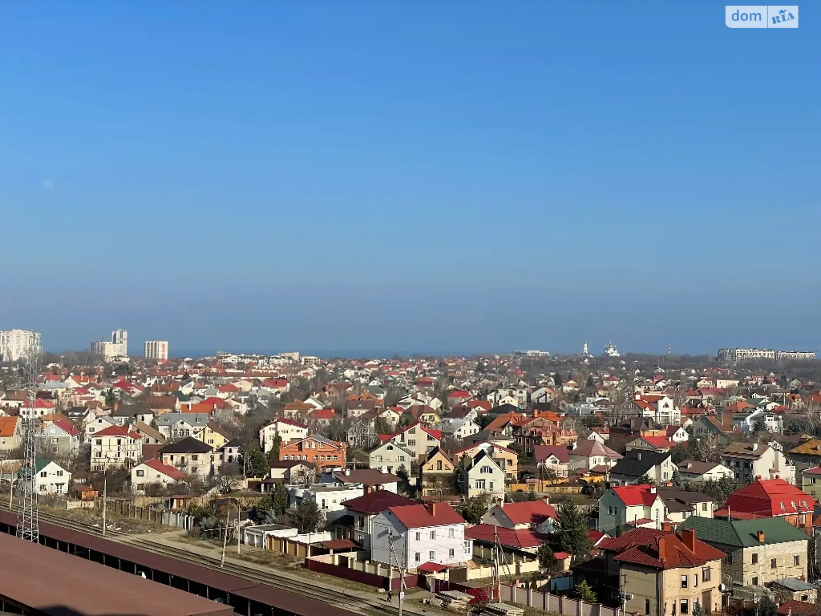 Продається 2-кімнатна квартира 61 кв. м у Лиманці, вул. Перлинна - фото 1