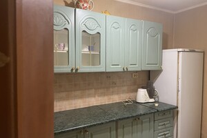 Сдается в аренду 3-комнатная квартира 65 кв. м в Тернополе, ул. Коллонтая Гуго