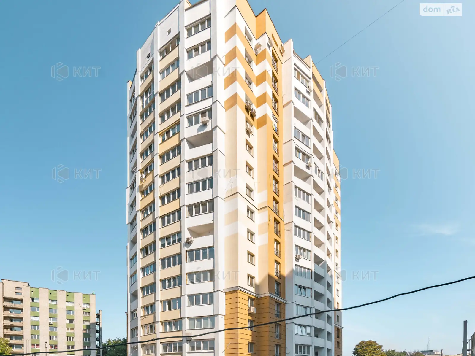 Продається 2-кімнатна квартира 75 кв. м у Харкові, вул. Молочна, 30 - фото 1