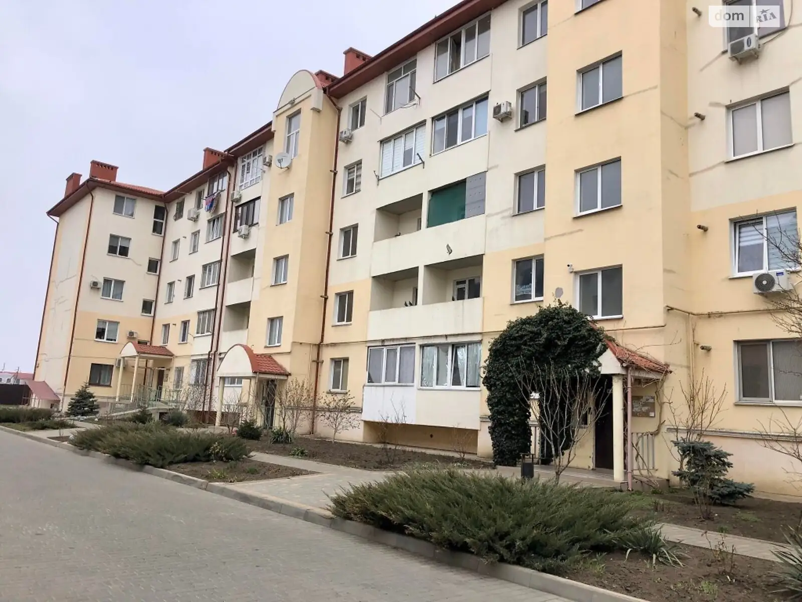 Продается 1-комнатная квартира 40 кв. м в Молодежном, цена: 20500 $ - фото 1