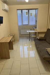 Продается 1-комнатная квартира 20 кв. м в Харькове, цена: 20499 $