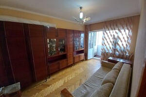 Здається в оренду 2-кімнатна квартира 48 кв. м у Чернівцях, цена: 250 $