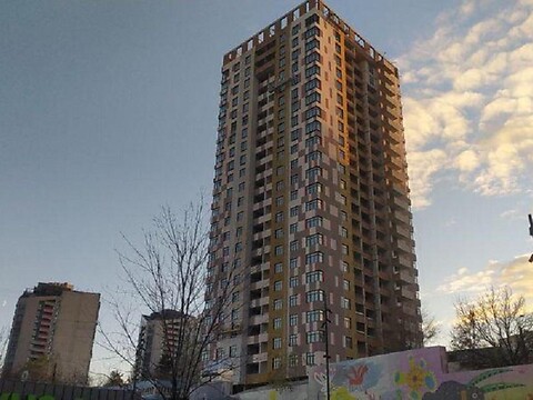 Продається 3-кімнатна квартира 75 кв. м у Києві, пров. Платонівський