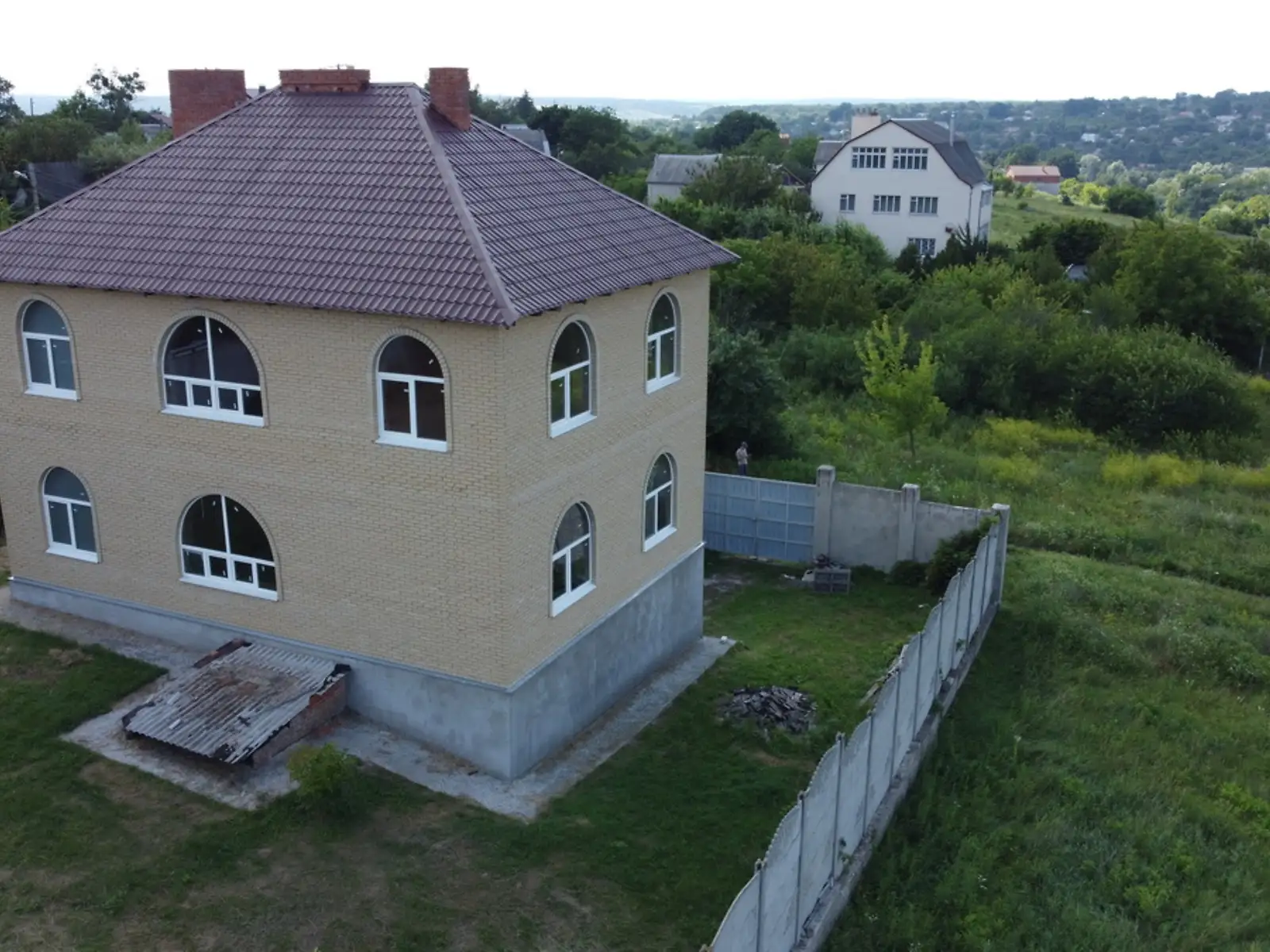 Продається будинок 2 поверховий 249 кв. м з каміном, цена: 54500 $