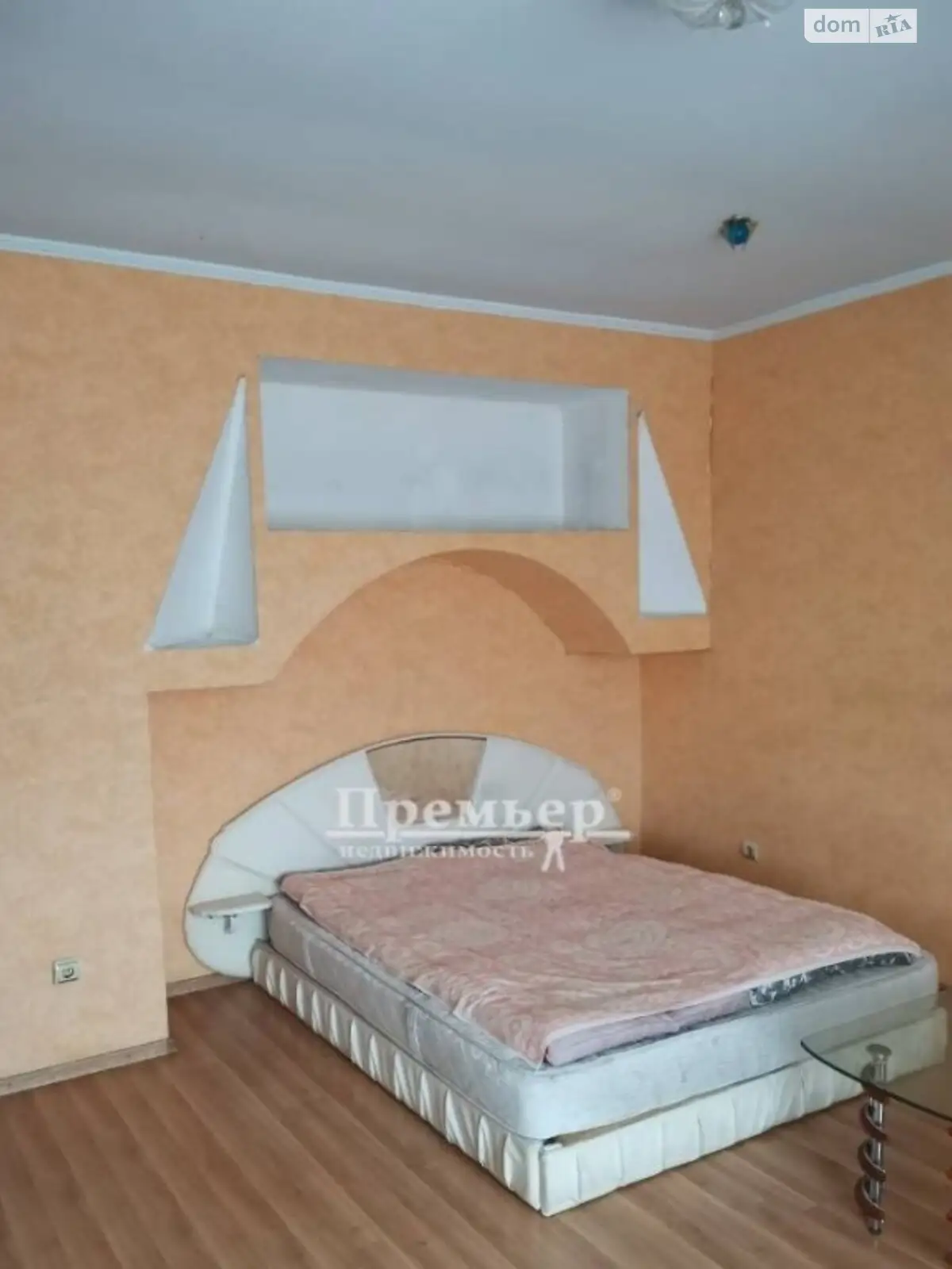 Продається будинок 2 поверховий 110 кв. м з терасою, цена: 45500 $