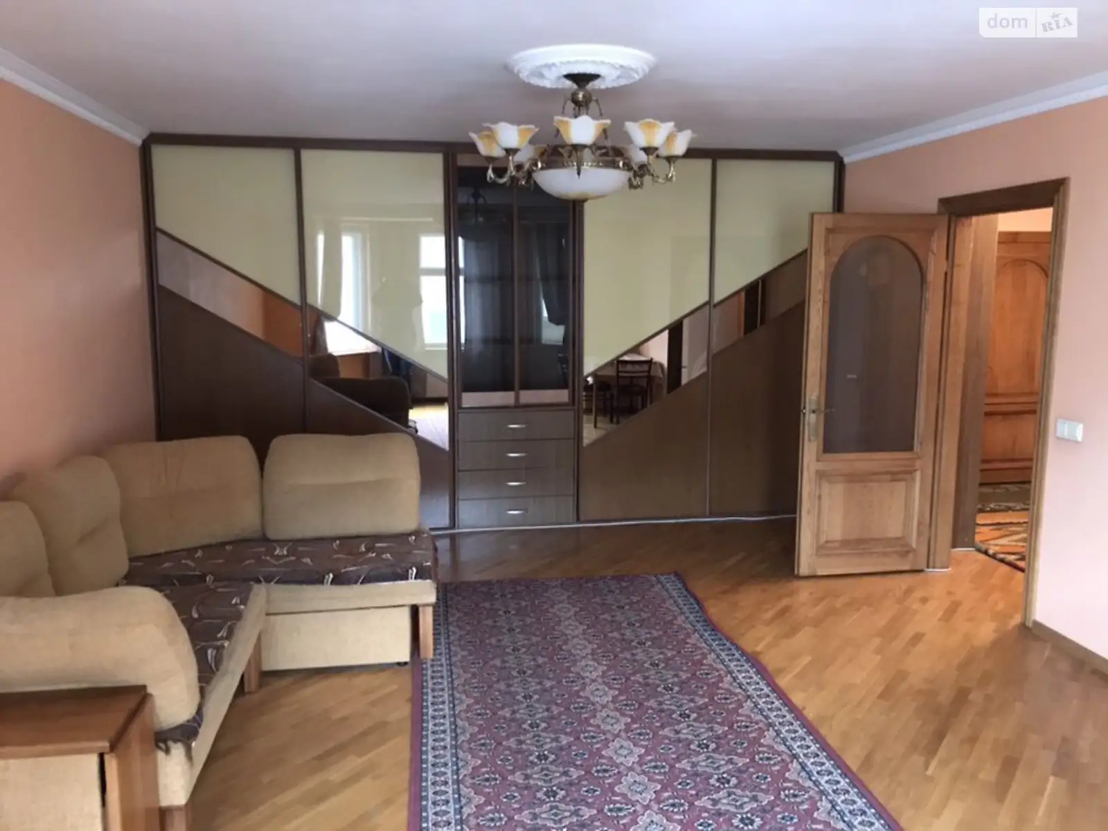 Сдается в аренду 1-комнатная квартира 55 кв. м в Львове, ул. Трилевского - фото 1