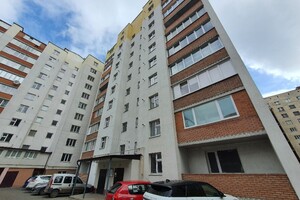 Продається 1-кімнатна квартира 42 кв. м у Хмельницькому, вул. Озерна