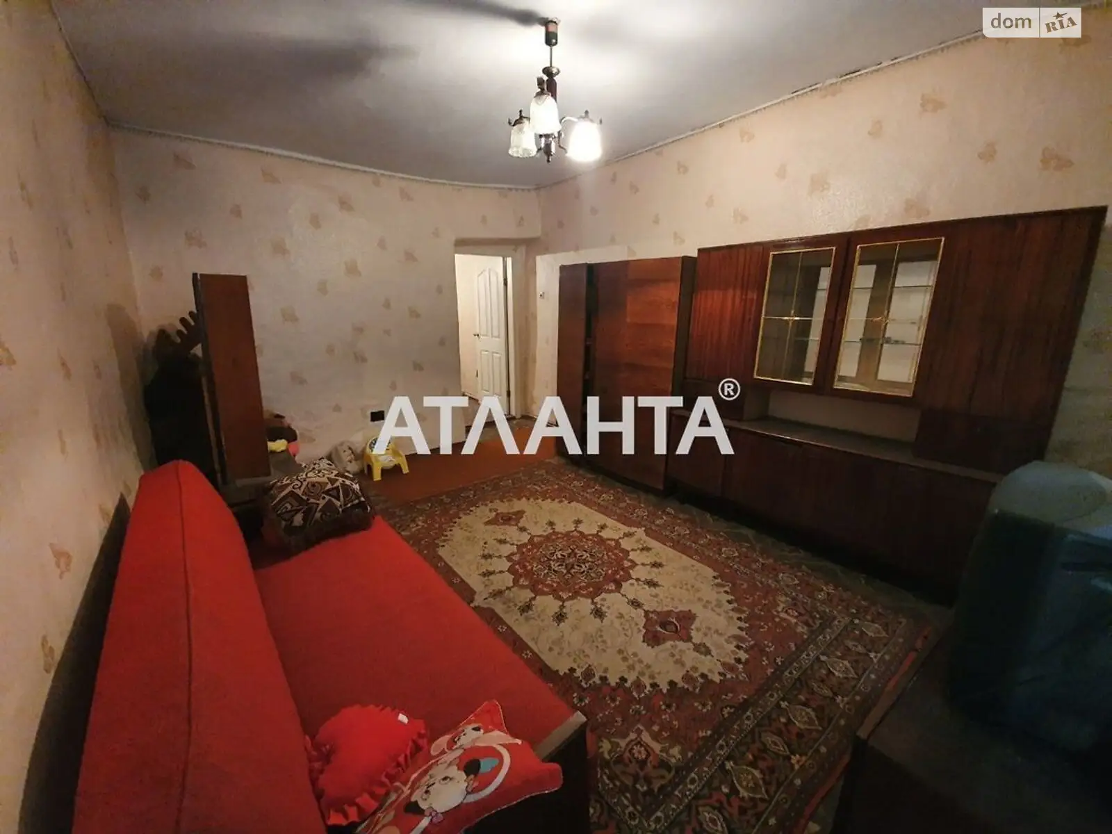 Продается дом на 2 этажа 35 кв. м с камином, цена: 15000 $