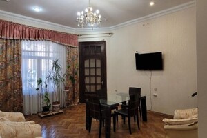 Здається в оренду 2-кімнатна квартира 80 кв. м у Одесі, вул. Затишна