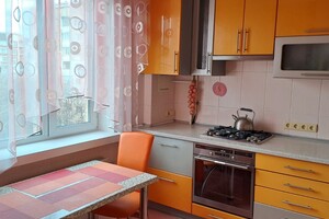 Здається в оренду 3-кімнатна квартира 65 кв. м у Житомирі, вул. Шевченка