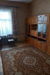 Продается 2-комнатная квартира 62 кв. м в Черновцах, ул. Украинская