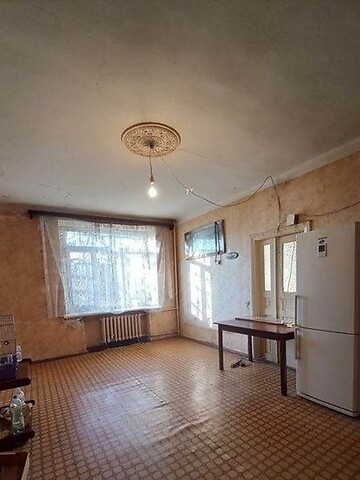Продається 2-кімнатна квартира 50 кв. м у Одесі, вул. Пироговська