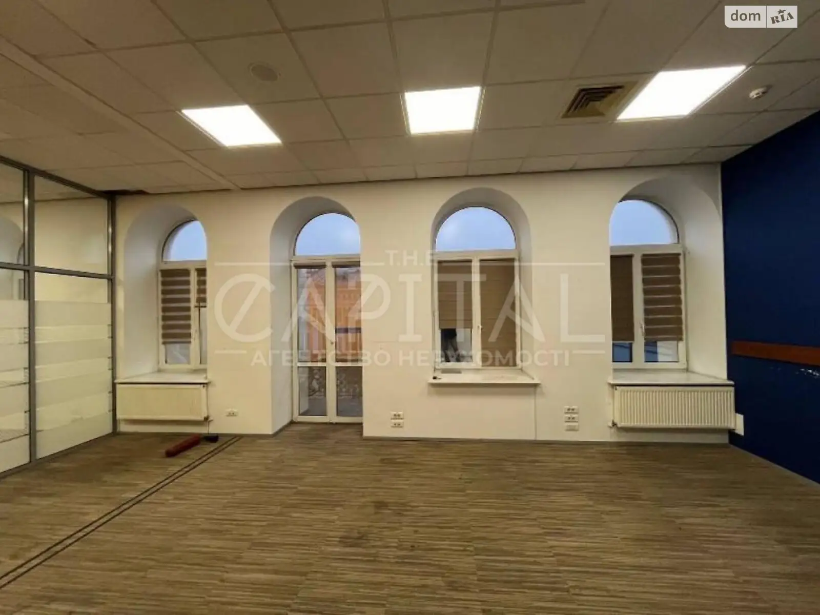 Сдается в аренду офис 3100 кв. м в бизнес-центре, цена: 49600 $ - фото 1