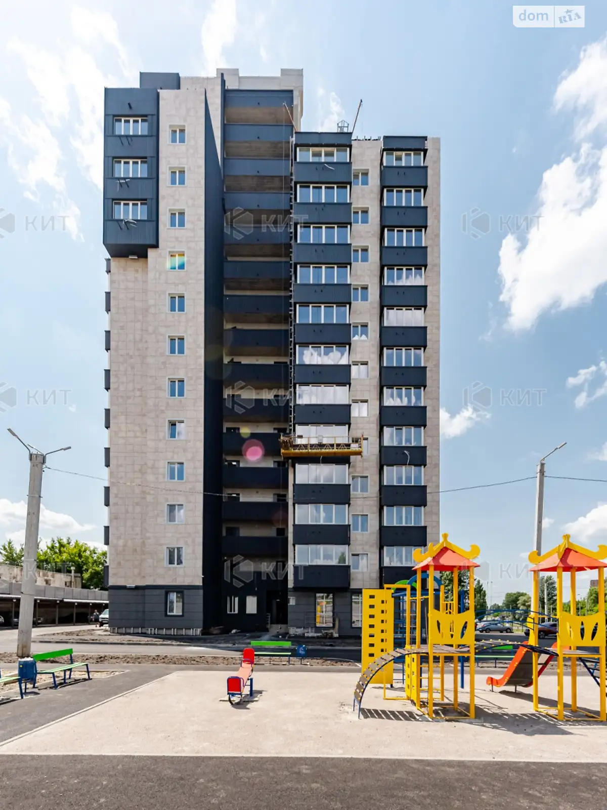 Продается 2-комнатная квартира 56 кв. м в Харькове, ул. Полтавский Шлях, 180Б - фото 1