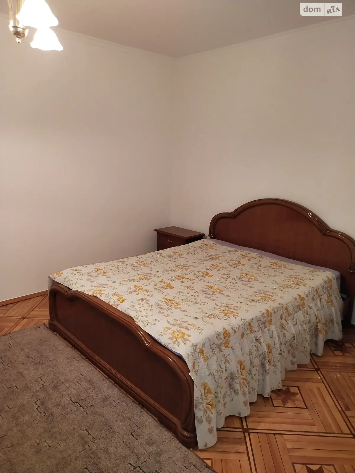Сдается в аренду 2-комнатная квартира 90 кв. м в Киеве, цена: 14500 грн