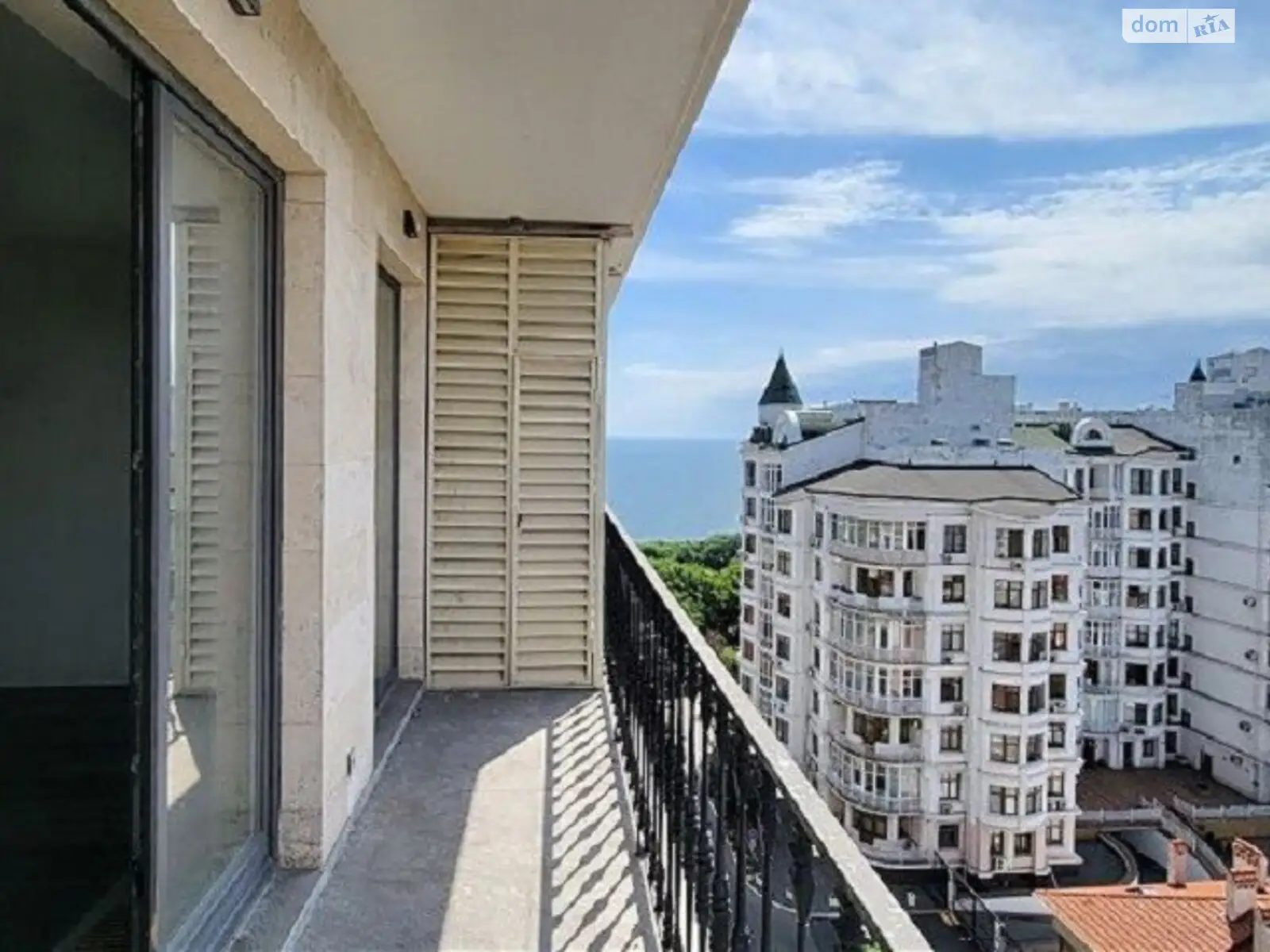 Продается 1-комнатная квартира 52 кв. м в Одессе, цена: 97000 $