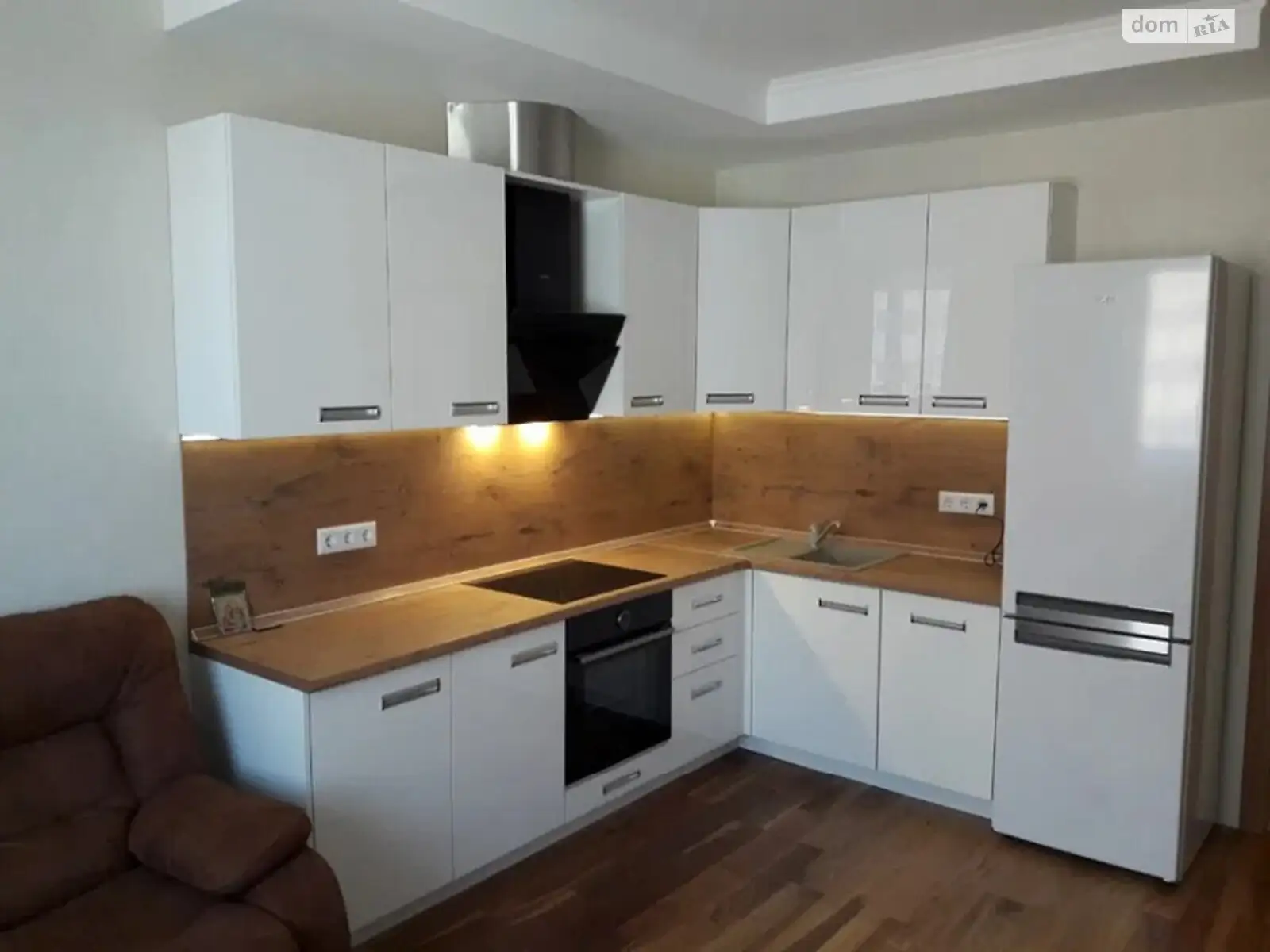 Продается 2-комнатная квартира 45 кв. м в Киеве, цена: 79000 $